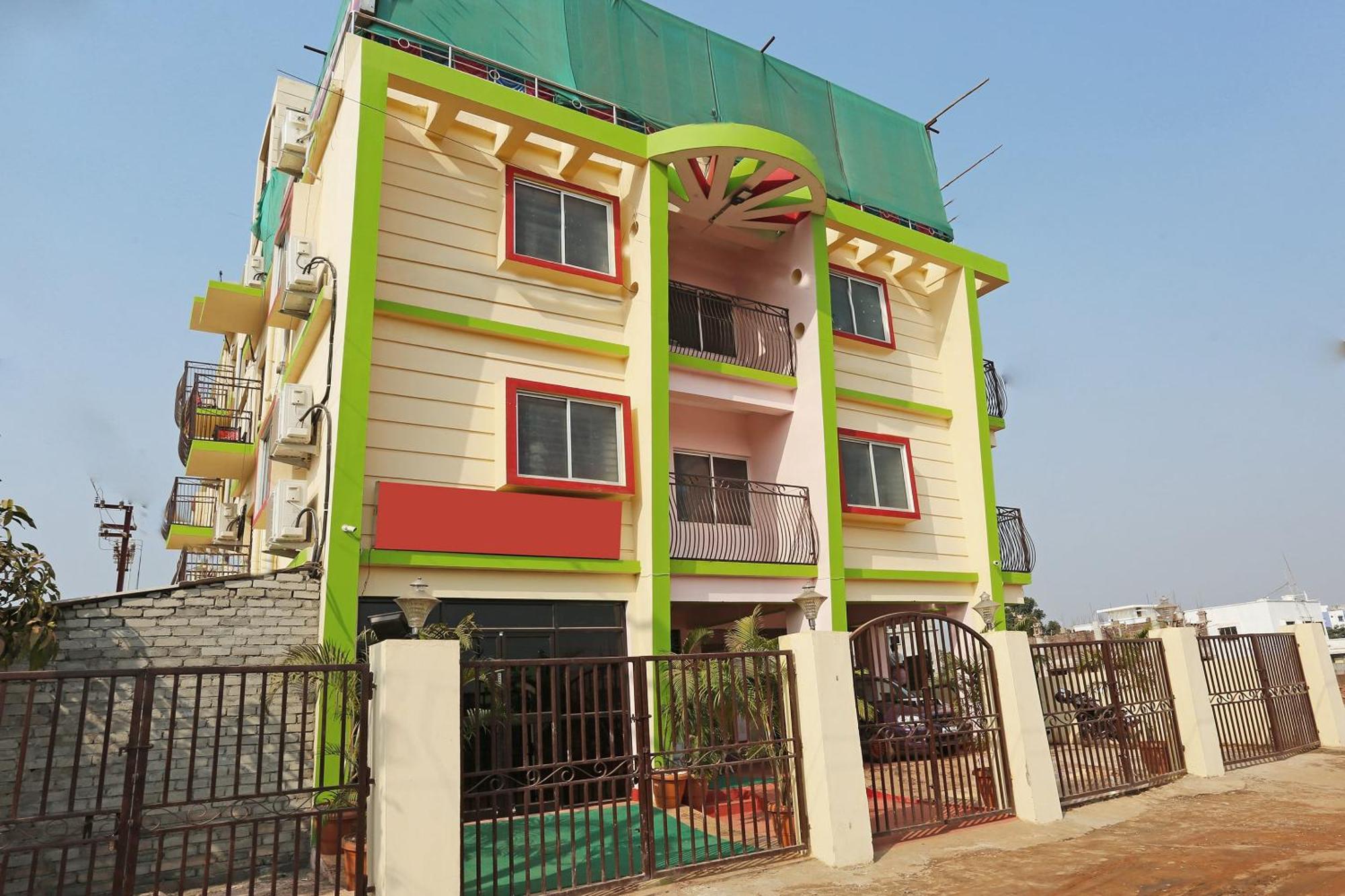 Hotel Grand Paradise Bhubaneswar Exterior foto